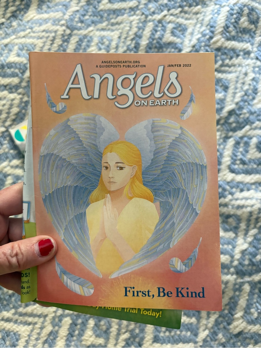 Guideposts & Angels Magazine Bundle - Picture 9 of 9